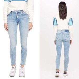 Mother Jeans - The Stunner Ankle Chew (Shade: Walking on Water)